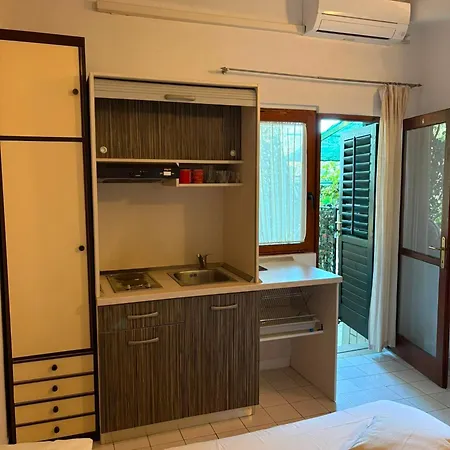 Apartment Zeljka Seget Vranjica